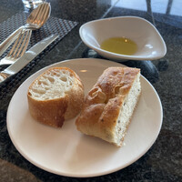 オーヴェスト - 付け合わせのパン