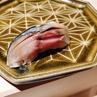 鮨 若尊 - 鯖握り