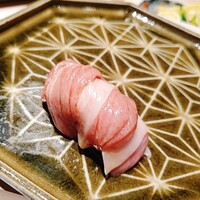 鮨 若尊 - 大トロ握り