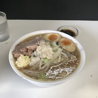 3代目 ラーメン ぶたまる_1
