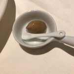 マッシュルーム - 黒胡椒のムース