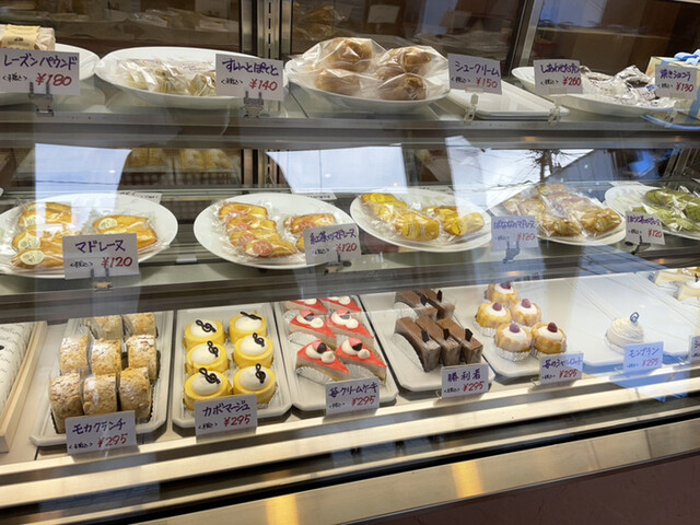 恵季菓子 みはるや - 磐城石川（ケーキ）の写真