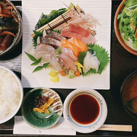 別邸 きときと - 白海老入り旬のお造り御膳(2200円)