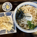 手打うどん すみた - ツレが頼んだ、かしわおろしぶっかけ(温かいスープ)¥1,000-(税込)