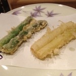 天ぷら てんかつ - アスパラ、白＆緑