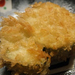 大阪串かつ てん家わん屋 - 「ズッキーニ」 （季節串・￥100）
      ホックリとなりかかる前の
      瑞々しい蒼さと甘さは、
      今までの串かつには無かった、新しい風♪
      