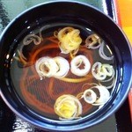 手打ちそば　極楽乃 盛岡市中央公民館店 - 半天丼にはミニかけそばが付きます。