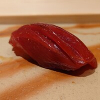 鮨 銀座 おのでら - 初競り一番マグロのヅケ