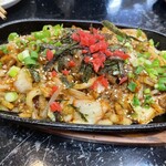 Okonomiyaki Oshokujidokoro Nonki - キムチ焼うどん