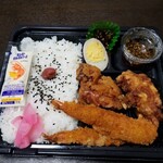 BENTOSS - 札幌ザンギ&エビフライ弁当 670円