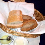 ドーミー倶楽部　軽井沢 - 02パン（オリーブオイルの量が少ない！　御代わりしたけど、やっぱり同じ量しかくれない！？　ケチんぼ！）