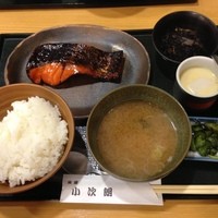 魚屋 小次朗 - サーモン照焼き定食９００円