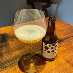 上方中華 新瓊 - ロココ ホワイトビール