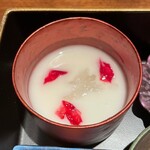 上方中華 新瓊 - 燕窝杏仁