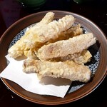 十割手打 そば処 百百百百 - 常磐ごぼうの天ぷら　550円税込