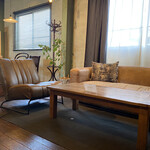 カフェ・クヌート - ソファ〜席も、有りますよ〜(^-^)v