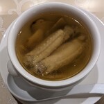 菜香新館 - 松茸とふかひれの特製壺蒸しスープ