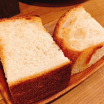 ビストロ カフェ デリ ポキナ369 - フォカッチャ