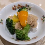 菜香新館 - ほたて貝柱とブロッコリーの炒め