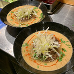 中華厨房 一歩 - 一番人気の胡桃の坦々麺