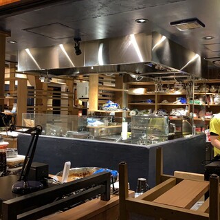 神保町駅5分のお洒落中華料理店