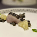 プレゼンテ スギ - 探究と探検