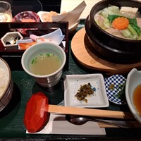 水たき料亭 博多華味鳥 ヒルトンプラザウエスト店 - 