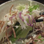 道らく - 揚げ蕎麦サラダ：ﾜｻﾋﾞﾄﾞﾚｯｼﾝｸﾞで★