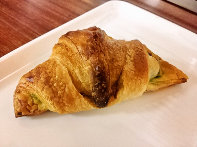 電源コンセント有り 駅前のcafeで充電しながらコーヒーをいただきましたぁ By じぇりぃ サンマルクカフェ 大阪ommビル店 天満橋 カフェ 食べログ