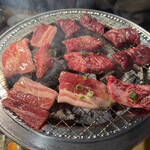 Sumibiyakiniku Kankokuryouri Hanari - 