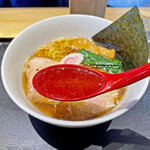 超純水採麺 天国屋 - 化調を使わずに化調っぽいスープを作り出すと言う、超高等なテクニックで作られているスープ