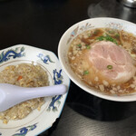 ラーメン専門店 萬来軒 - 