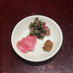 肉料理ふくなが - 右下は自家製肉みそ(テイクアウト可)。150g(1200円)。