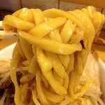 らーめん影武者 - 麺リフト。極太！