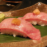 鉄板焼レストラン八景 - 葉山牛炙り握り