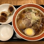 宙寅屋 - 中華そばと手打ち餃子：１０７８円