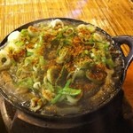 駒形どぜう 本店 - どぜうなべ。薬味はたっぷりと