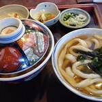 六助うどん - カツ丼定食 1155円税込