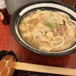 Kineya - 王さん卵とじうどん 800円