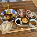 KIIIYA cafe&hostel - KIIIYA御膳(¥1,980)