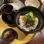 Tontombi ushi - 出汁茶漬け