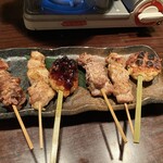 Tontombi ushi - 焼鳥盛合せ　タレ・塩