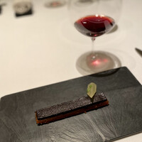 カンテサンス - ブータンノワール