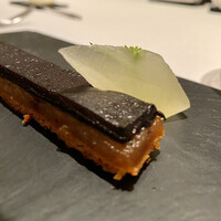 カンテサンス - ブータンノワール