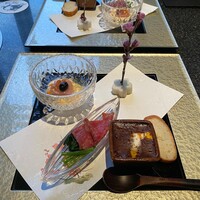 個室 和牛焼肉 吟 難波店 - 