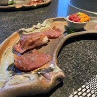 個室 和牛焼肉 吟 難波店 - 