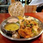 Saturday Murghi Feever - ムルギーマサラプレート 1200円+七草ダル300円だよ