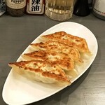 ジャギ飯店 - お約束の餃子出てきました