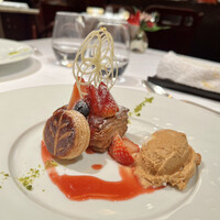 メゾン ポール・ボキューズ - 