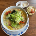 ジョリーパスタ - 料理写真:牡蠣とベーコンの野菜たっぷりクリームスープパスタ